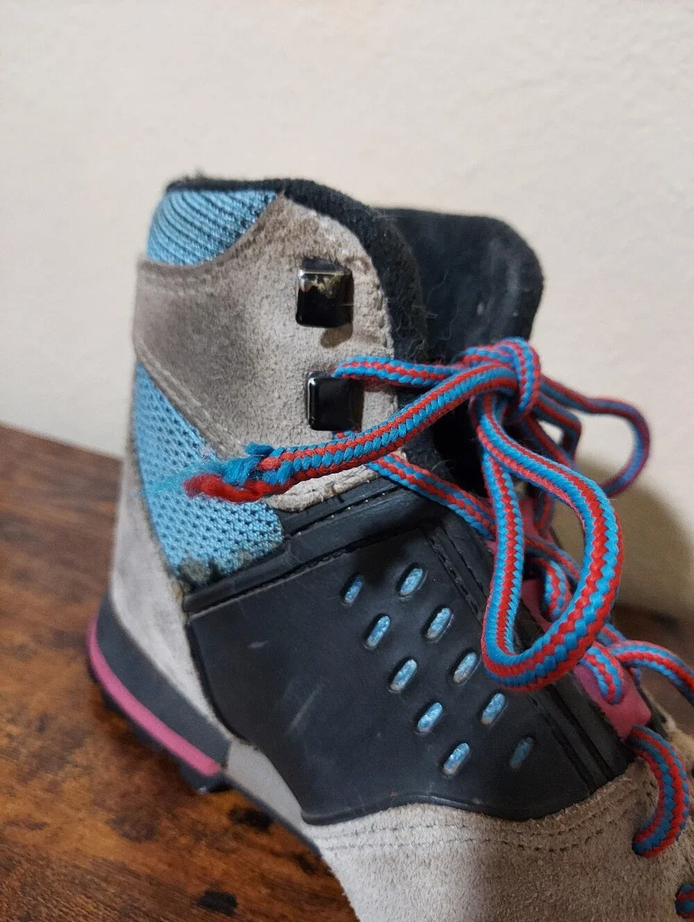 Vintage 80's 90's OG Nike lava High hiking Boots womens size 9